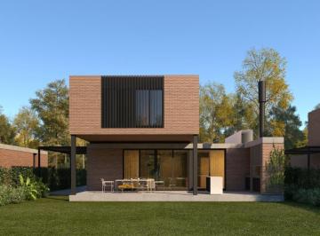 Casa · 145m² · 4 Ambientes · 1 Cochera · Casa de 3 Dorm. con Cochera en Aldea, Fisherton