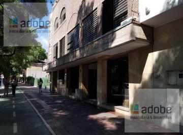 Edificio · 1126m² · Edificio Para Uso Comercial y Oficinas en Venta en Calle Belgrano, a m de Juan B. Justo
