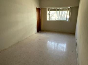 Departamento · 72m² · 5 Ambientes · 1 Cochera · Departamento - La Plata