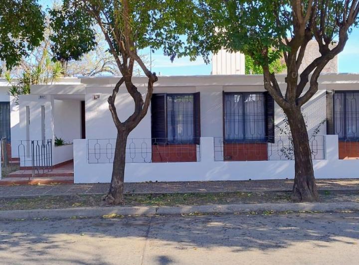 Casa · 165m² · 6 Ambientes