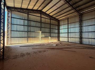 Bodega-Galpón · 200m² · 2 Ambientes · Galpón - Centenario