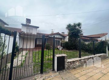 Casa · 174m² · 4 Ambientes · 2 Cocheras · Venta Casa Ituzaingo Norte