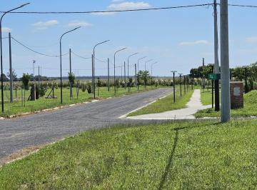 Terreno · 360m² · Lotes en Álvarez