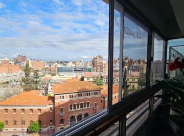 Departamento · 273m² · 7 Ambientes · 1 Cochera · Piso Completo en Venta en Nueva Córdoba (Av Hipólito Yrigoyen)
