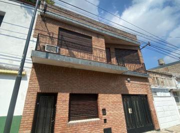 Casa · 110m² · 5 Ambientes · 1 Cochera · Venta - Casa de 3 Dorm. y Cochera. General Las Heras, Rosario.
