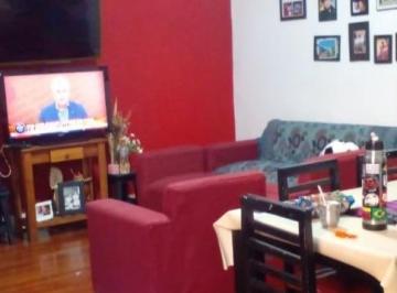 PH · 175m² · 2 Ambientes · PH Tipo Casa Al Fondo 3 Ambientes + Local Comercial