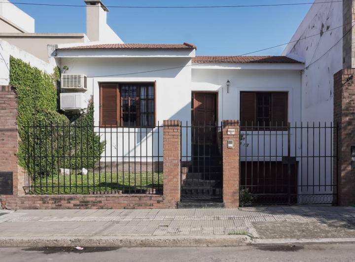 Casa · 163m² · 6 Ambientes · 2 Cocheras