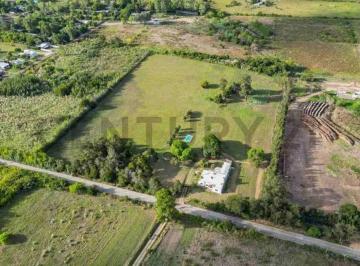 Terreno · 180m² · 8 Ambientes · 2 Cocheras · Venta Montevideo Chacra 3.5 Ha 4 Dorm Piscina