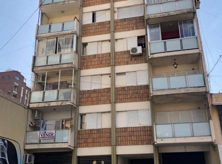 Departamento · 82m² · 4 Ambientes · 1 Cochera