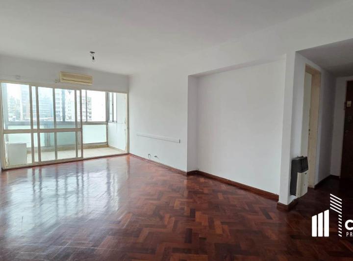 Departamento · 82m² · 4 Ambientes · 1 Cochera