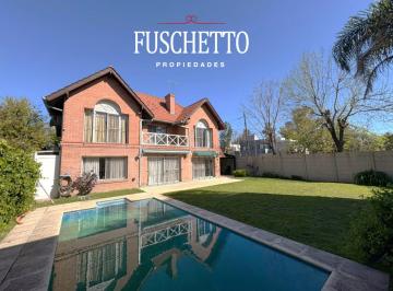Casa de 5 ambientes, Tigre · Zona Hindú Club (Alvear 810 y Av del Golf) 4 Dorm. Jardín. Pileta. Parrilla.