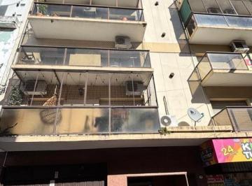Departamento · 43m² · 2 Ambientes · Venta Departamento 2 Amb Avellaneda Centro