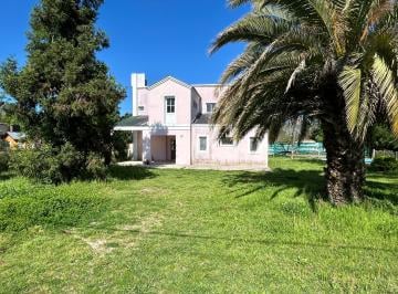 Casa de 11 ambientes, Exaltación de la Cruz · Dos Casas con Pileta en Parque La Verdad Ideal Inversión o Vivienda Multifamilia