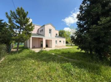 Casa de 11 ambientes, Exaltación de la Cruz · Dos Casas Independientes en 1.525 m² - Barrio Parque La Verdad - Exaltación de La Cruz