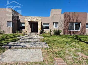 Casa · 154m² · 3 Ambientes · Casa en Venta en Haras San Pablo, General Rodriguez