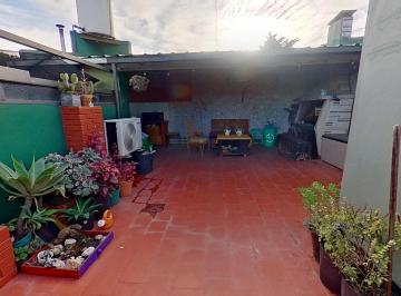 PH · 90m² · 3 Ambientes · PH en Planta Baja - Sin Expensas - Terraza, Quincho y Parrila