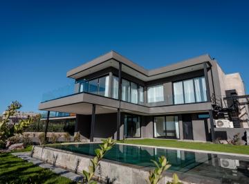 Casa de 8 ambientes, Ciudad de Mendoza · Venta Casa 3 Habitaciones Balcones de Dalvian