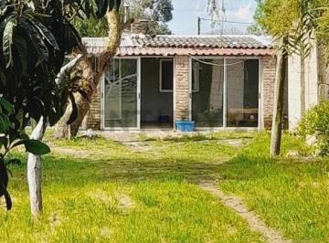 Casa · 70m² · 3 Ambientes · Venta/playa Pascual/casa con 2 Terrenos Total 1060 M&sup2;/oportunidad/