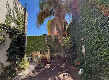 Casa de 9 ambientes, Córdoba · En Venta! Casa en El Centro - Ideal Emprendimiento