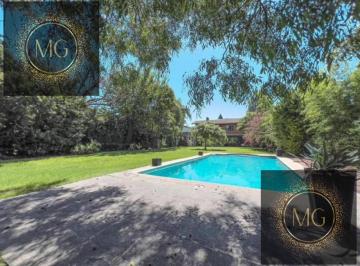 Casa · 359m² · 6 Ambientes · 2 Cocheras · Casa - Las Lomas - Santa Rita