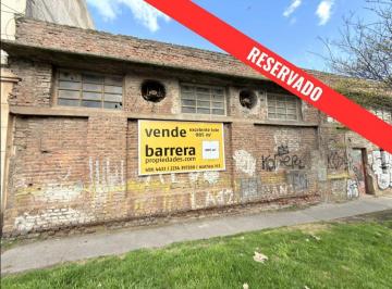 Terreno · 374m² · Importante Terreno Apto Varios Destinos - a m de Juan B Justo