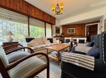 Casa · 250m² · 5 Ambientes · 2 Cocheras · Alquiler por Día La Cumbre