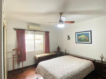 Departamento · 76m² · 4 Ambientes · Departamento en Venta en Barrio Lourdes