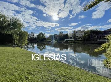 Terreno · 813m² · Lote en Venta Al Lago en Cabos del Lago, Nordelta