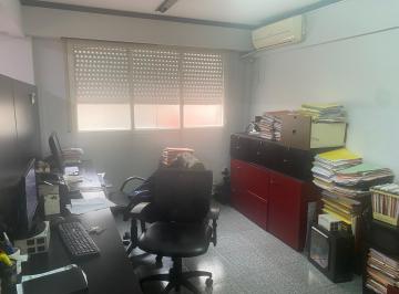 Oficina comercial de 8 ambientes, Tribunales · Exclusiva Oficina de 140 m² en Tribunales
