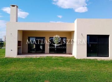 Casa · 120m² · 4 Ambientes · 2 Cocheras · Casa en Venta Llave en Mano San Sebastian