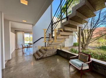 Casa · 320m² · 6 Ambientes · 6 Cocheras · Casa Venta a La Laguna San Marco Villanueva Tigre