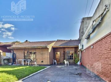 Casa · 110m² · 3 Ambientes · Casa 3 Ambientes - Villa Ballester - Cochera - Pileta