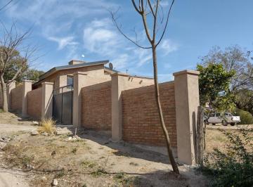 Casa · 170m² · 3 Dormitorios · 2 Cocheras · Venta Casa 3 Dorm. Rio Ceballos Apto Crédito