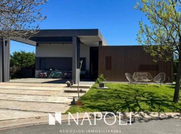 NNI-NNI-3398_2 · Casa en Venta en Los Naranjos, Canning