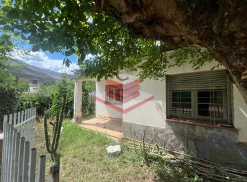 Casa · 272m² · 2 Dormitorios · Venta Casa Esquina en Centro de Bialet Massé a 2 Cuadras del Río Cosquín (Ref:1931)