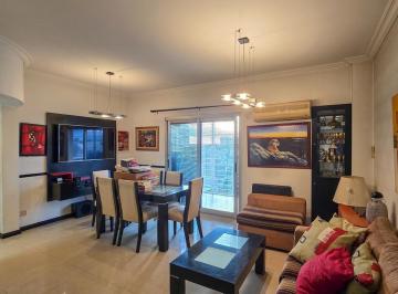 Departamento · 62m² · 3 Ambientes · Venta Departamento 3 Ambientes con Balcon Sobre Importante Av - Apto Crédito