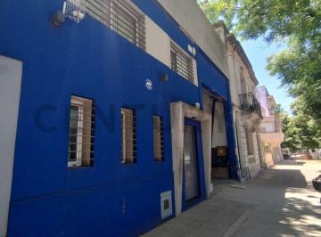 Casa · 100m² · 5 Ambientes · 6 Cocheras · Venta de Galpón con Oficinas en La Plata