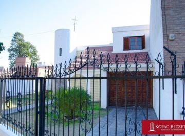 Casa de 4 ambientes, Córdoba · Villa Belgrano (Lasalle 6021) - Venta Casa 4 Dorm.