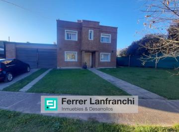 Casa · 99m² · 8 Ambientes · 2 Cocheras · Casa en Venta en San Alfonso del Talar