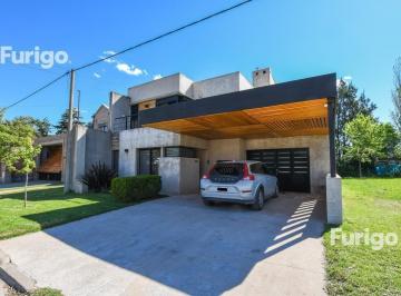 FUG-SPF-51_2 · Importante Inmueble en Barrio Abierto Las Pérgolas