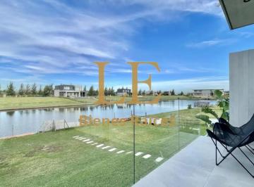Casa · 208m² · 4 Ambientes · 4 Cocheras · Venta Casa en El Naudir Al Rio