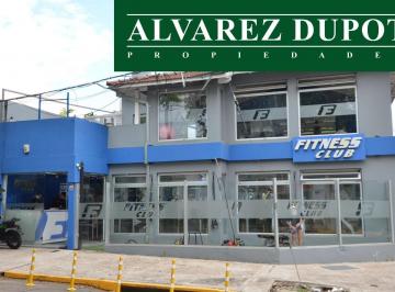 Local comercial · 155m² · Olivos, Oportunidad Única! Venta de Local Comercial en Esquina. Inmejorable Visibilidad