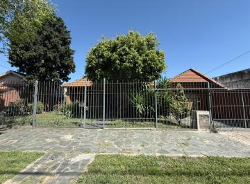 Casa de 7 ambientes, Lomas de Zamora · Casa 7 Ambientes con Garage en Lomas de Zamora Oeste