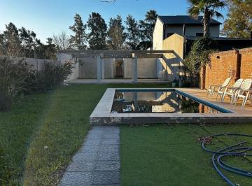 FUG-SPF-426_2 · Casa en Venta en Soldini con Pileta en Barrio Los Viñedos
