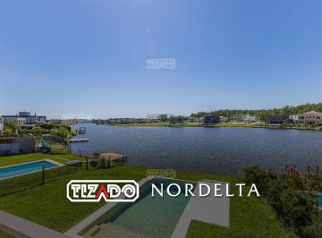 Casa · 216m² · 6 Ambientes · 1 Cochera · Casa en Venta en Santa Ana, Villanueva, Tigre