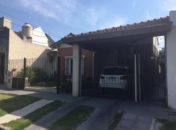 PH · 120m² · 3 Ambientes · 1 Cochera · Casa en Venta en Turdera
