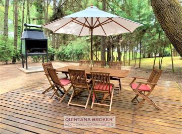 Casa · 160m² · 5 Ambientes · 1 Cochera · Ñandú 600, Cariló - Hermosa y Confortable Casa en La Zona Golf