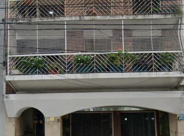 Departamento · 120m² · 4 Ambientes · 1 Cochera · Santilli - Almirante Brown 2443 2º a - Lomas de Zamora