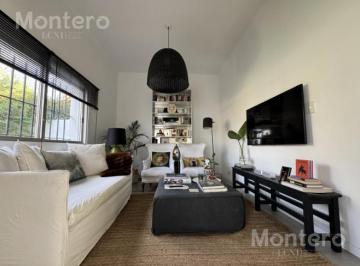 PH · 100m² · 3 Ambientes · 1 Cochera · Casa de Tres Ambientes con Jadin, Parrila y Terraza en Saavedra