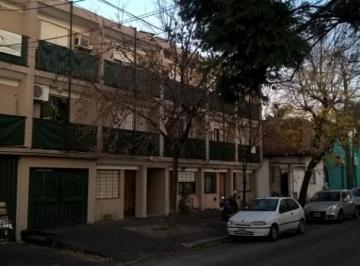 Departamento · 35m² · 1 Dormitorio · Castelar Norte 2 Ambientes con Pequeño Patio